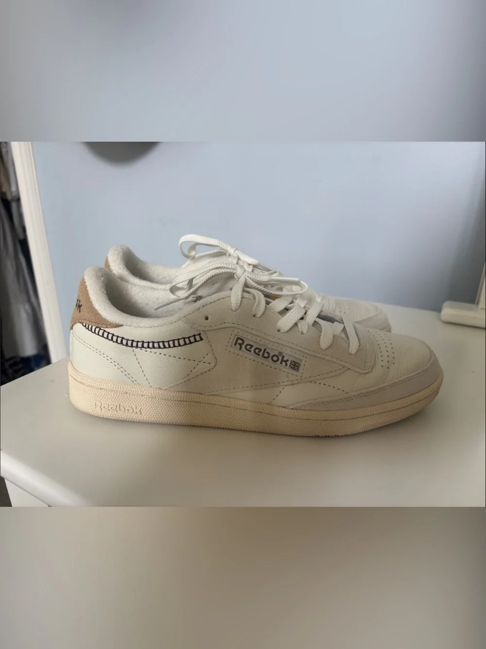 Reebok Cream/Tan Low-Top Leather Sneakers